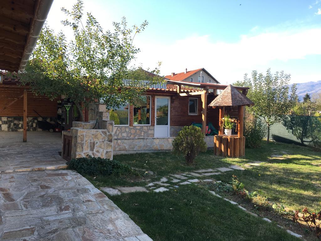 Triglav Edelweiss Guest House Pavel Banya Luaran gambar